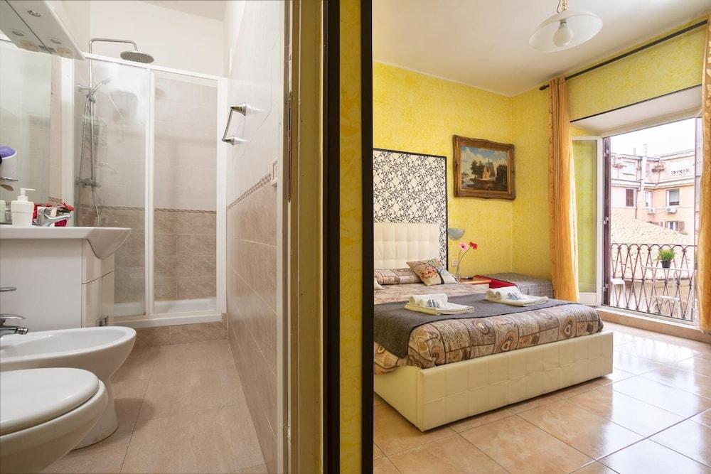 Affittacamere Key Center 3*