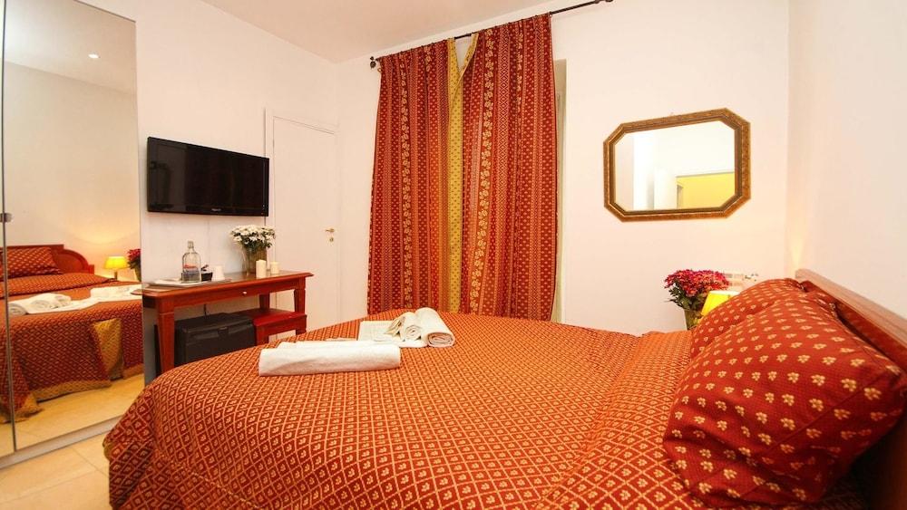 Key Center 3* Roma